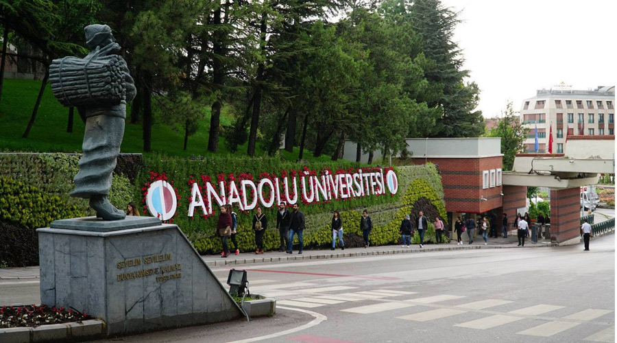 دانشگاه آنادولو ترکیه 